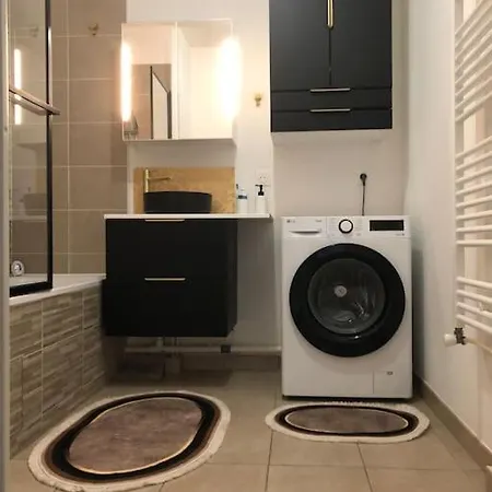 Daire De Luxe Au Design Moderne *